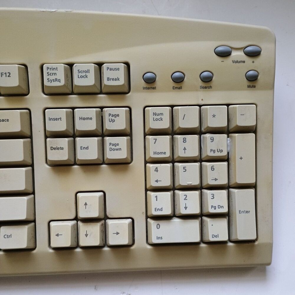 eMachines PS/2 Keyboard eKB-5001 Untested - Picture 4 of 6